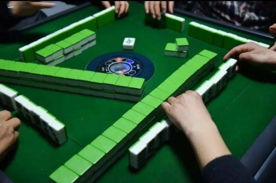 我来教教大家“山西太行麻将可以开挂”(确实是有挂)-哔哩哔哩