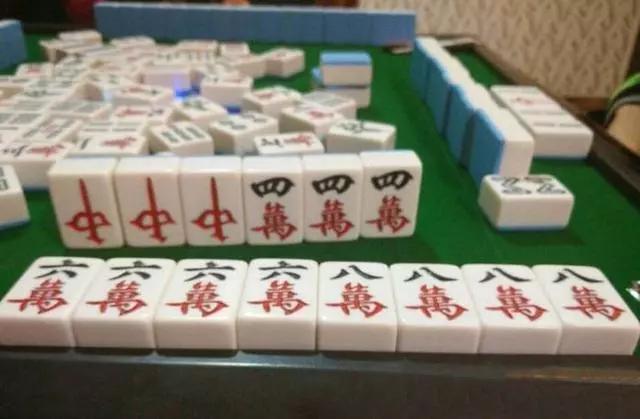 分享决窍“雀神麻将是系统控制输赢吗!其实确实有挂