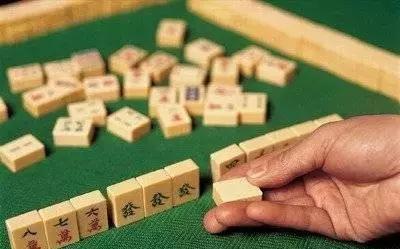 7分钟揭秘！边锋老友麻将为什么经常输(老是输怎么回事)