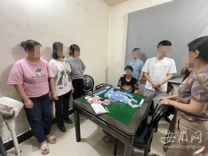 3分钟讲解！星悦麻将怎样设置拿好牌(怎样设置才容易赢)