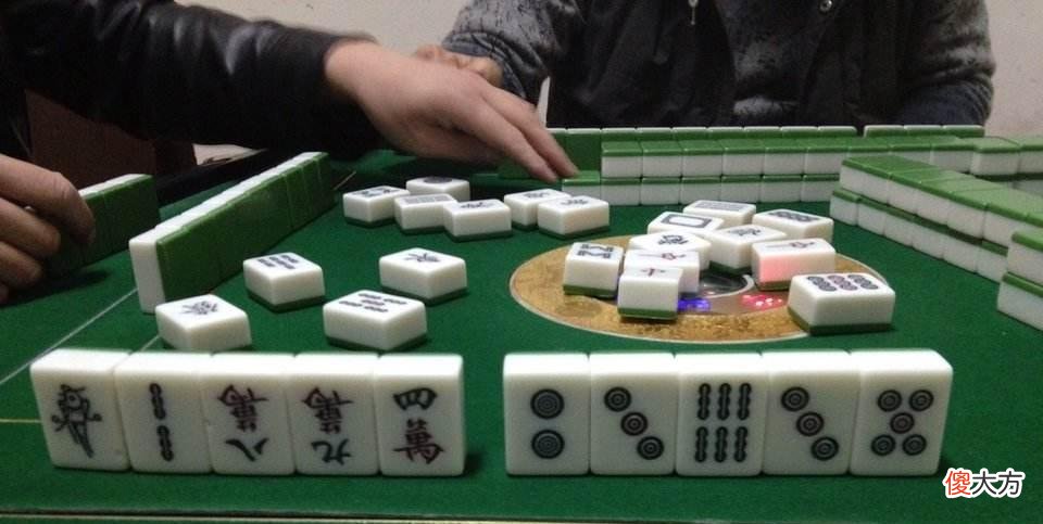 「热点资讯」手机游戏麻将怎么打才能赢!其实确实有挂