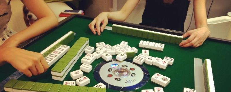 怎么控制麻将开挂（麻将这样开挂）