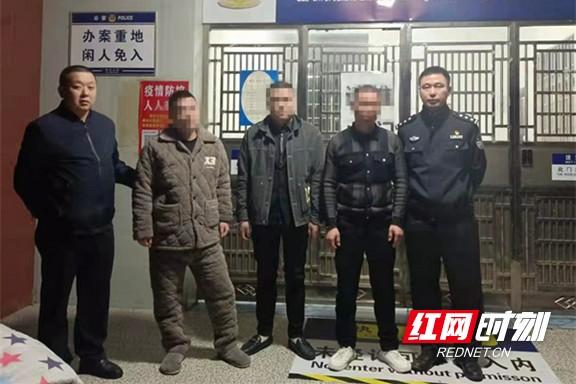 包含麻将开挂软件怎么下载的词条